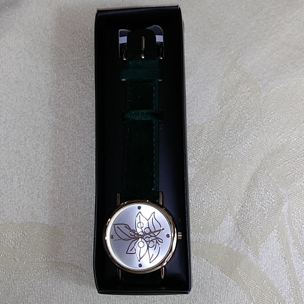 Ladies Christmas Watch